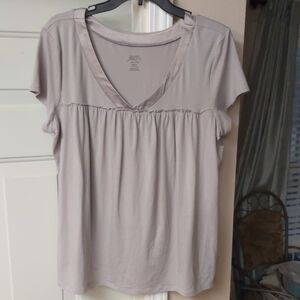 Women's Short Sleeve V-Neck Gathered Front Top - Light Gray 🩶 Pj Top